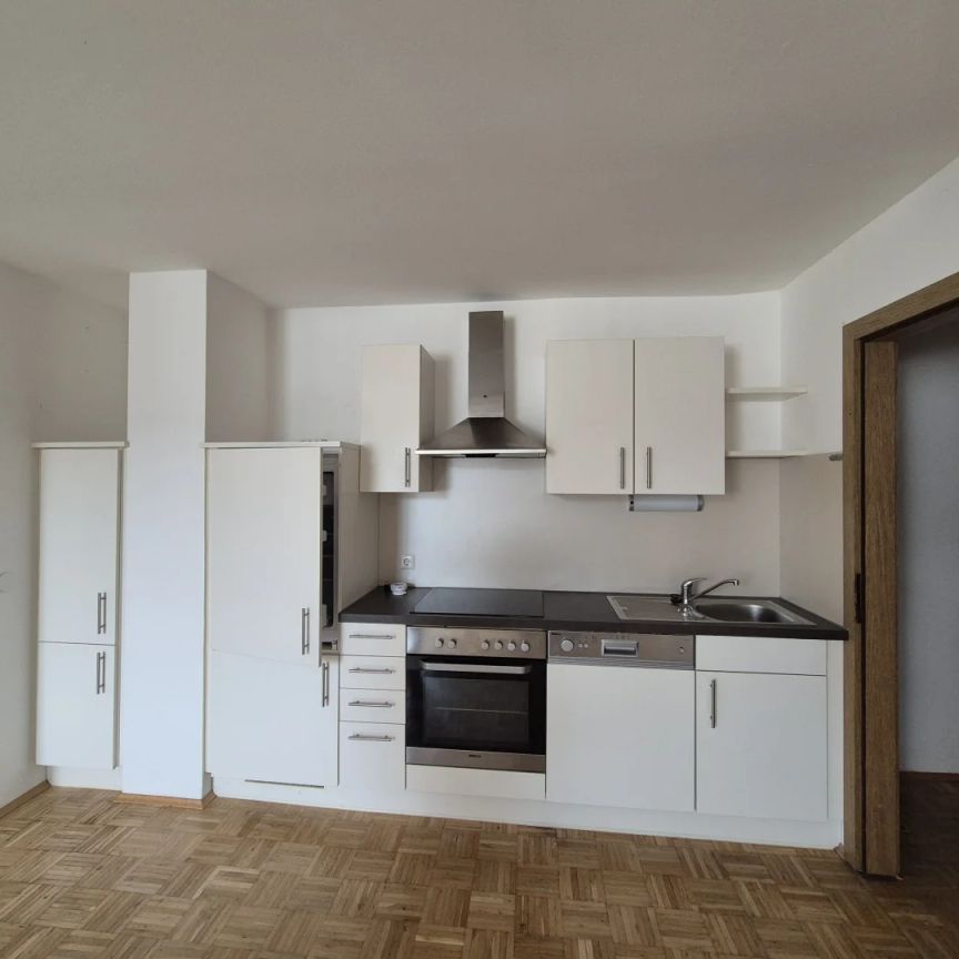 2er WG taugliche Altbauwohnung im Zentrum von Leoben! - Photo 1