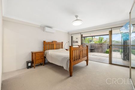 Generous Three Bedroom & Three Outdoor area Townhouse - Photo 4