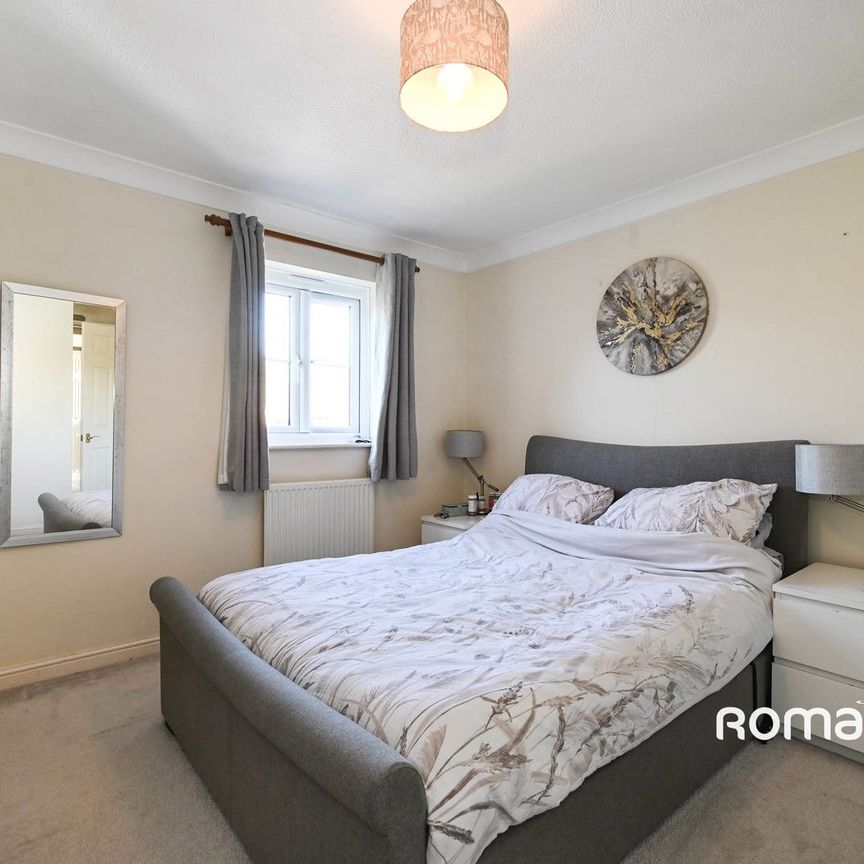 Coney Grange, Warfield, Bracknell, RG42 - Photo 1
