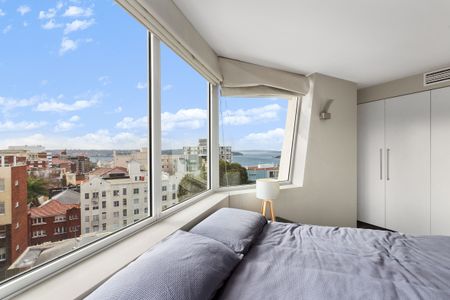 Top Floor In The Gazebo With Wrap Around Harbour & City Views - Photo 3