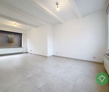 Instapklare gezinswoning met 3 slaapkamers te Gistel - Photo 1