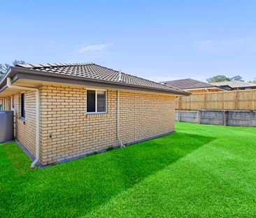 25 Storr Circuit, Goodna - Photo 3