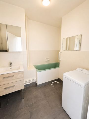Location Appartement 4 pièces 81m² TOULOUSE 31000 - Photo 4