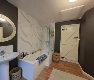 3 bedroom cottage to rent - Photo 4