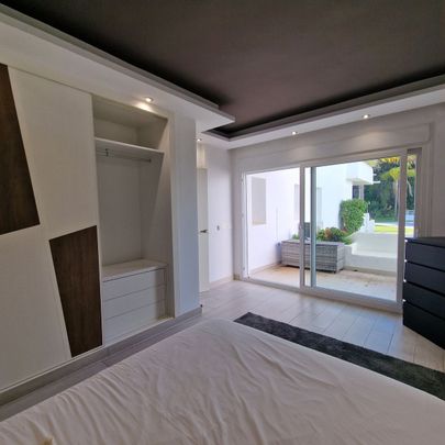 Apartment in Puerto Banús, Costa del Sol - Photo 1