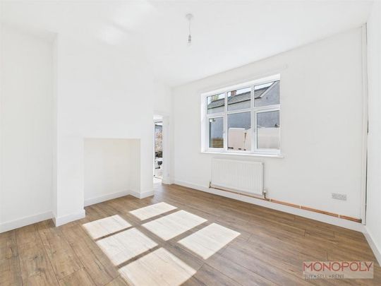 2 bedroom semi-detached house to rent - Photo 1