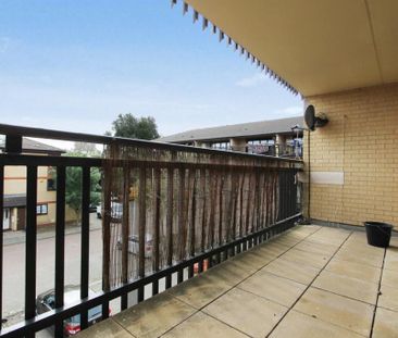 CMK One Bedroom Flat With Open Plan Living and Balcony to let in Milton Keynes - Photo 6