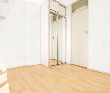 STONES THROW FROM WOLLONGONG BEACH - Photo 1