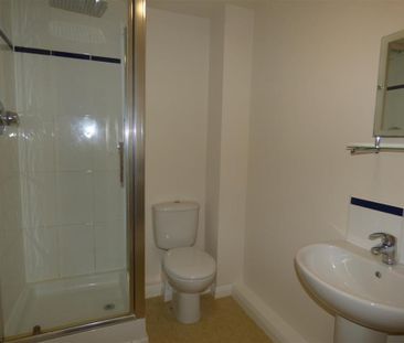 2 bedroom apartment to rent - Photo 6