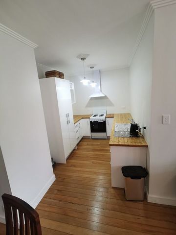Fully Furnished Luxury Apartment - Photo 5