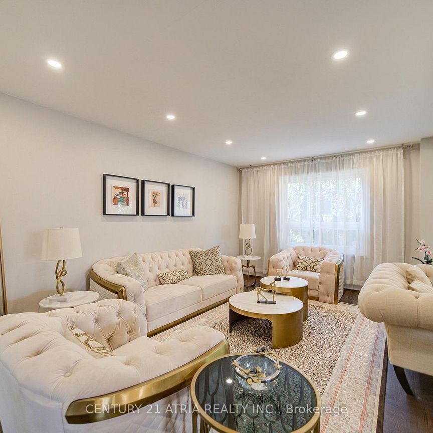 For Lease - 18 Park Lane Circle Unit# Main Floor, Richmond Hill, Ontario - Photo 1