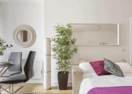 1 bedroom serviced apartment to rent - Photo 3