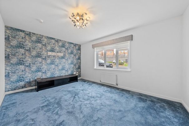 4 bedroom detached house to rent - Photo 1