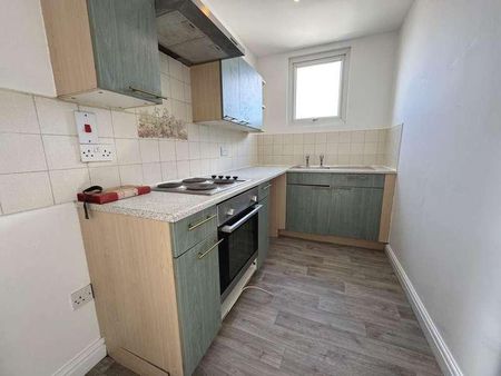 Lytham Road, Blackpool, FY4 - Photo 3