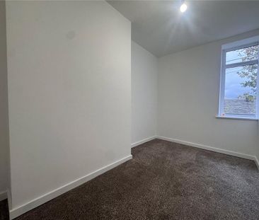 4 bedroom terraced house to rent - Photo 5