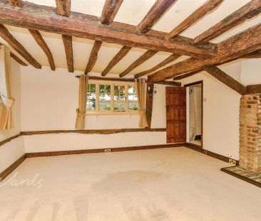 4 bedroom detached house to rent - Photo 3