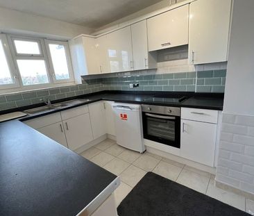 Room in a Shared Flat, Stunning Double Room In Streatham, SW16 - Photo 4