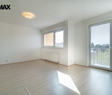 Pronájem bytu 1+kk v osobním vlastnictví 37 m², Praha 9 - Letňany - Photo 1