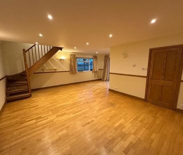 2 bedroom semi-detached house to rent - Photo 2