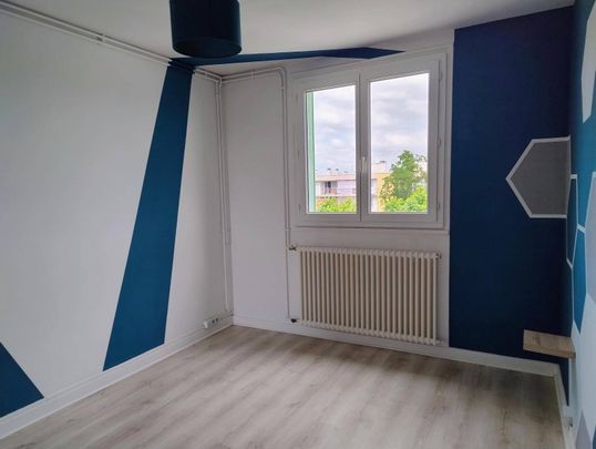 Location appartement rénové 4 pièces 63.63 m² à Romans-sur-Isère (26100) 5 - Photo 1