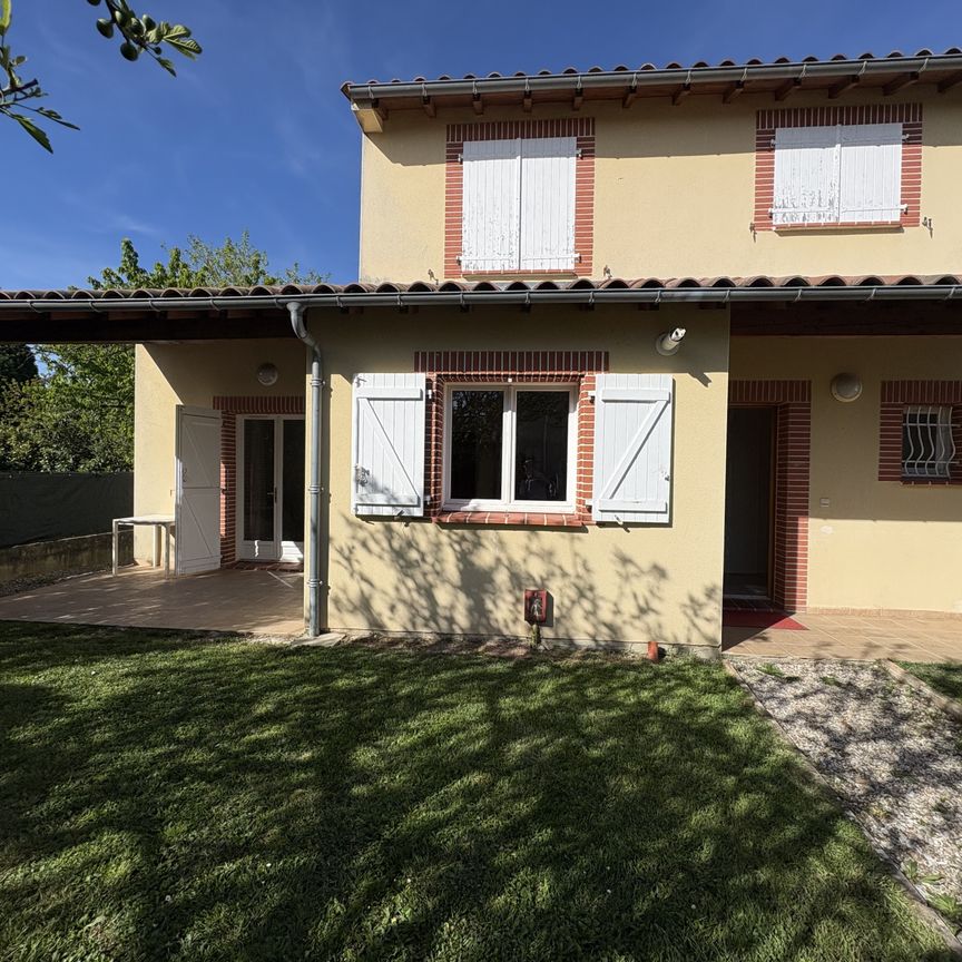 Location Maison 5 pièces 120m² REVEL 31250 - Photo 1