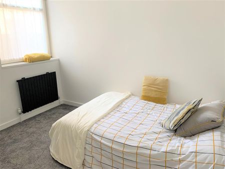 Room For Rent Queens Road, Portsmouth - Photo 2