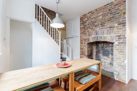 1 Bed Maisonette, Perseverance Works, E2 - Photo 3