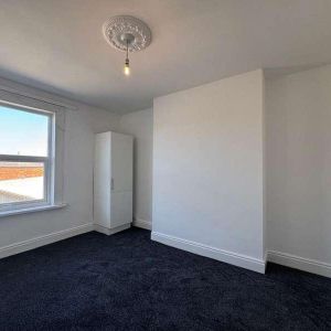 Holderness Road, HU8 - Photo 2