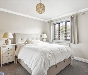 3 bedroom detached house to rent - Photo 3