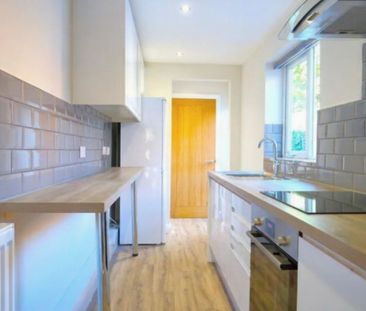 2 bed Mid Terraced House for Rent - Photo 6