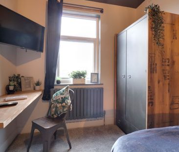 1 bed house share to rent in Bridge Road, Coalville, LE67 - Photo 1