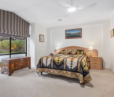 Modern Comfort in a Peaceful Location plus side access - Photo 6