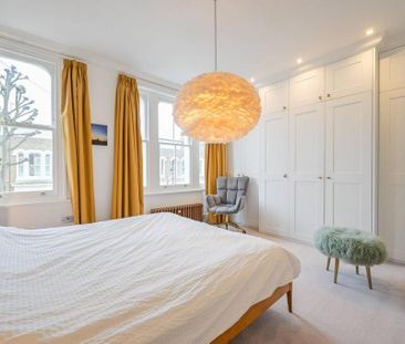 4 bedroom end of terrace house to rent - Photo 3