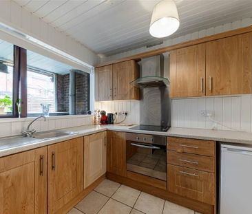 73 Glenbank Drive, Belfast, BT14 8BJ - Photo 6