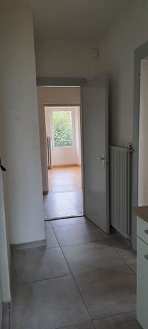 For Rent Apartment 3,5 Rooms Route de Choëx 16 Monthey - Photo 3