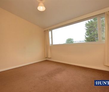 Grosvenor Way, Brierley Hill - Photo 2