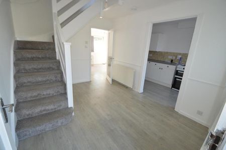 3 bedroom house to rent - Photo 2