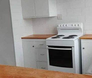 Charming 2-Bedroom Unit in Cannons Creek - Photo 4