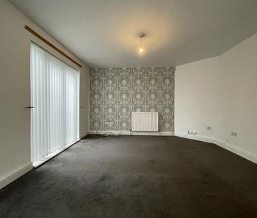 Bournemouth Avenue - Photo 1