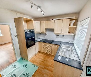 2 bedroom terraced house to rent - Photo 2