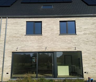 Energiezuinige ruime nieuwbouwwoning - Photo 1