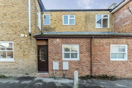 Tolworth Park Road - Photo 3