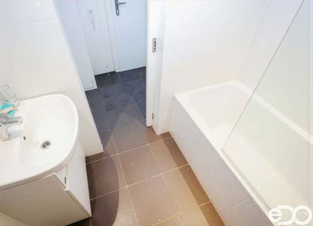 Pronájem 2+kk - Laudova, Praha - Photo 5