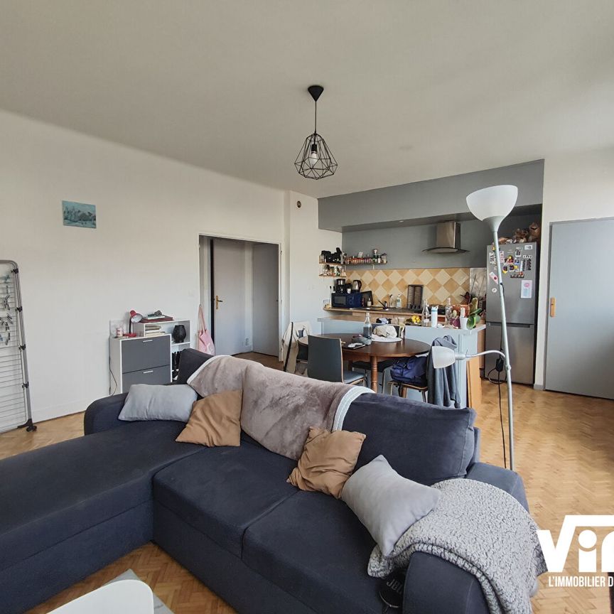 LIMOGES T3 DE 67 m² AVEC BALCON - Photo 1