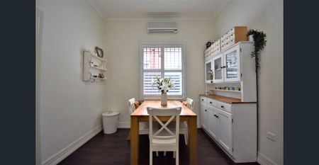 Traditional period semi with modern updates moments to amenities - Photo 4