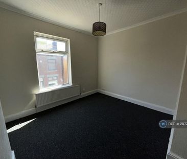 2 bedroom terraced house to rent - Photo 6