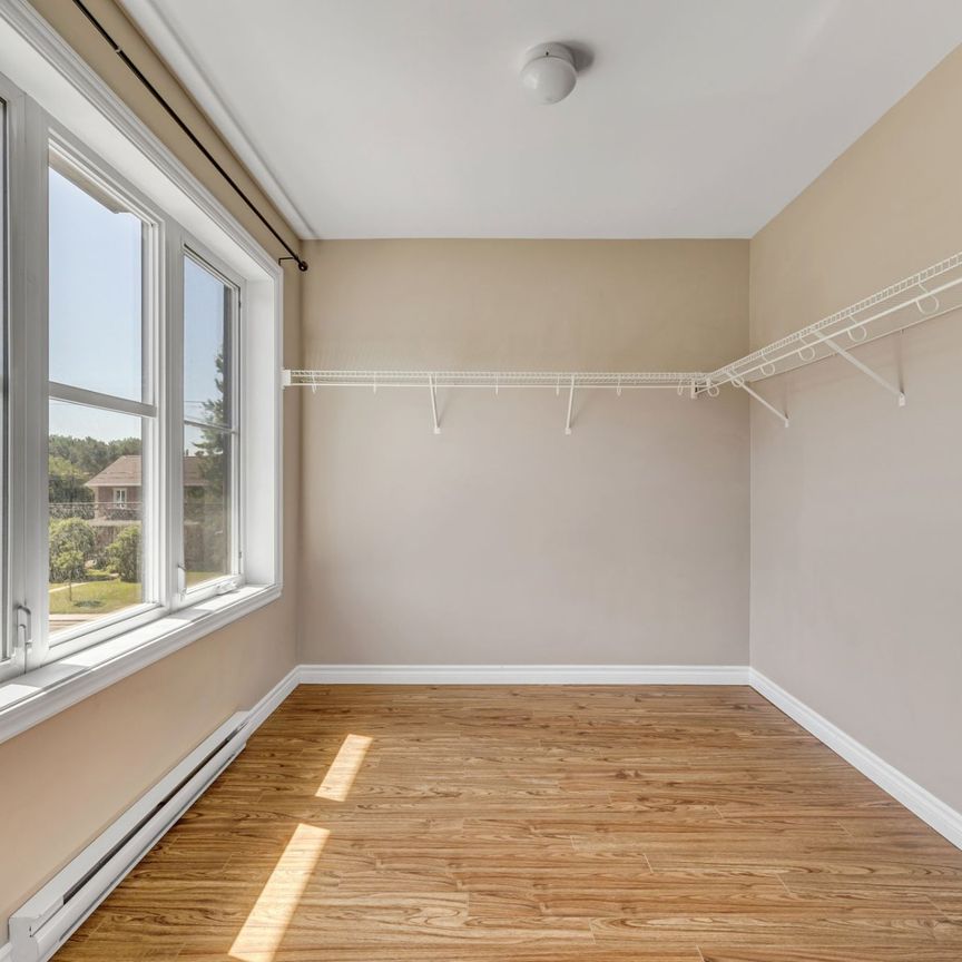 Appartement à louer, Québec (La Haute-Saint-Charles) - Photo 1