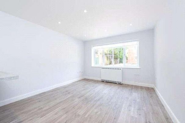 Sycamore Drive, Ash Vale, Surrey, GU12 - Photo 1