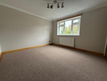 3 bedroom detached house to rent - Photo 5
