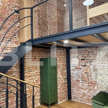 Studio ultracentral, 50 mp, Piata Unirii - Fotografie 1